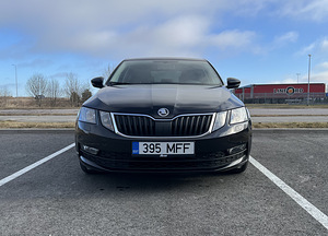 Skoda Octavia 1.6 85kW (2 foto / 11)