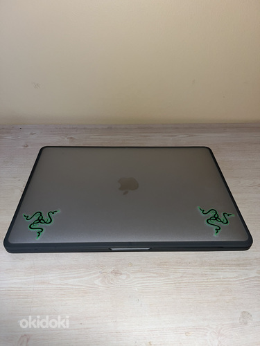 MacBook Pro M2 2022 13* Сенсорная панель, Touch-id (фото #2)