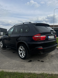 BMW X5 (5 фото из 11)