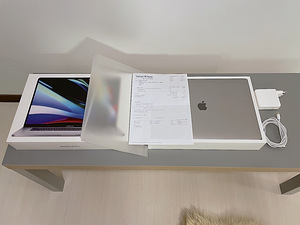 MacBook Pro 16” (2,6 GHz i7; 512 SSD; Radeon Pro 4GB) (2 foto / 7)