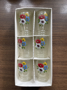 Старинные рюмки (1 фото из 2)