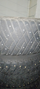 Зимние шины ultragrip ice artic 99t 215/60/16 (1 фото из 2)
