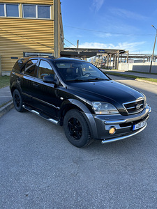 Kia Sorento 2006 4x4 Manuaal Diisel (2 foto / 4)