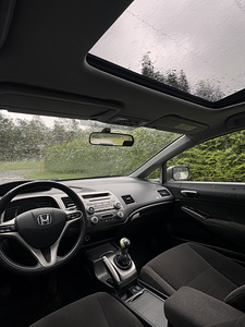 HONDA CIVIC 1.8 103 kW | 2007 (8 foto / 9)