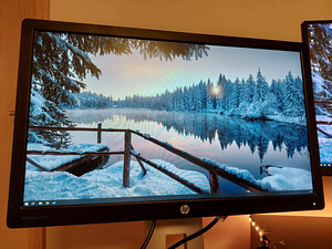 HP Monitor (2 foto / 3)
