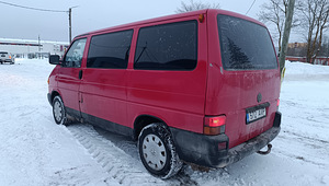 VW Transporter Kombi 1999a. 2.5 td (4 foto / 9)