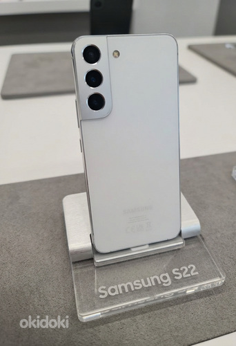 Samsung S22