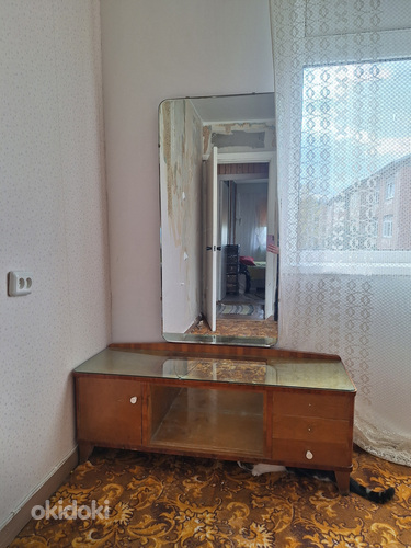Винтажный комод с зеркалом - под реставрацию (фото #2)