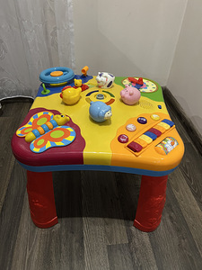 Развивающий столик (2 фото из 2)