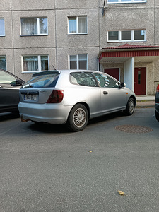 Honda Civic (3 foto / 4)
