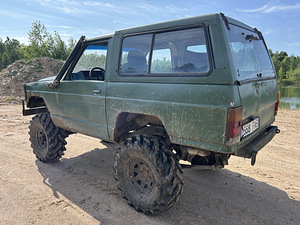 Nissan Patrol 3.3 diisel (5 foto / 8)