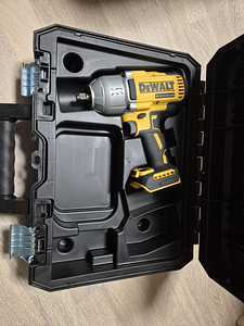 Löökmutrivõti Dewalt DEWALT DCF900 1/2" 18V 1355Nm (2 foto / 3)