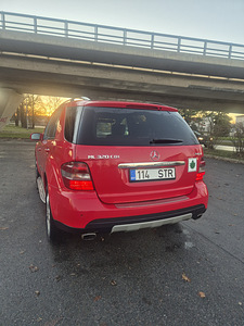 Mercedes-Benz ML W164 320 CDI (4 foto / 15)