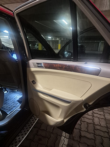 Mercedes-Benz ML W164 320 CDI (10 foto / 15)