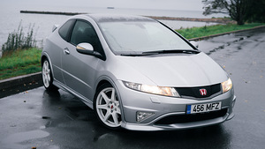 Honda Civic Type R 148 kW (2 foto / 14)