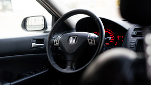 Honda Accord 2.2l 103kw (12 foto / 14)