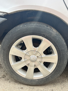Toyota Avensis 2001 R15 valuveljed (1 foto / 2)