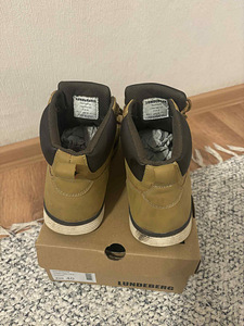 Müüa poiste kevad-sügis saapad suurus 40 (2 foto / 4)