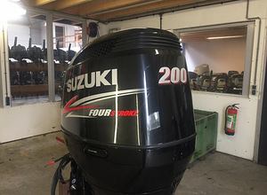 Лодочный мотор Suzuki DF200A