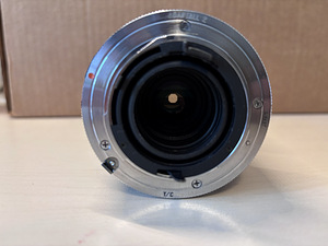 Tamron 35-80mm F2.8-3.5 зум MACRO (4 фото из 4)