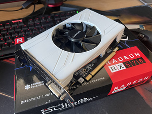 SAPPHIRE PULSE Radeon RX 570 ITX 8GB GDDR5 "White edition" (2 foto / 9)