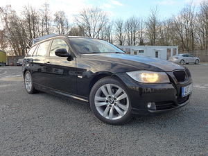 BMW 318D (2 foto / 8)