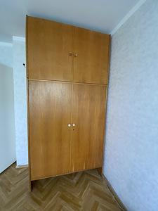 Müün puidust kappi 2500x1240x600 mm pöök (1 foto / 3)