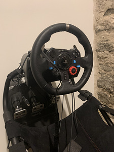 Playseat challenger+Logitech g29(Ps4) (1 foto / 4)
