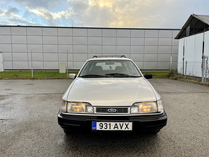 Ford Sierra 2.0 85kw (2 foto / 5)