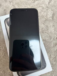 iPhone 15 pro max 256gb natural titan (9 foto / 9)