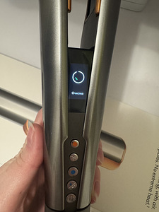 Фен-выпрямитель Dyson Airstrait (6 фото из 10)