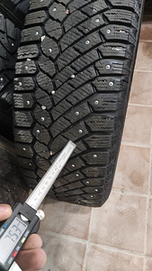215/55 R16 Continental Ice Contact (5 foto / 5)