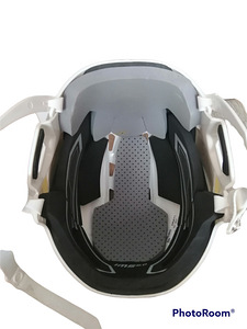 Хоккейный шлем bauer (3 фото из 4)