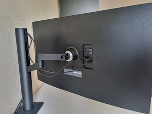 LG monitor 31,5 4K (2 foto / 7)