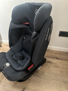Maxi Cosi (Titan Pro) laste turvatool (4 foto / 5)