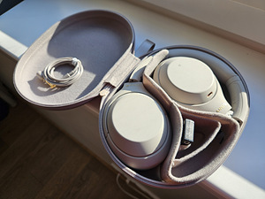 Sony WH-1000XM4 juhtmevabad mürasummutavad kõrvaklapid (8 foto / 10)