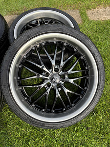 Barracuda Voltec T6 (5x112) (2 фото из 7)