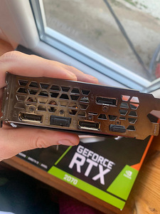 RTX 2070 gigabyte windforce 3x (5 фото из 7)