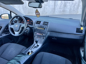 AUTO RENT TOYOTA AVENSIS LPG TAKSO BOLTILE (2 foto / 2)