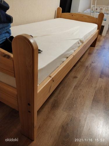 2 Деревянные кровати с матрасами (фото #2)