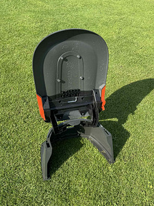 Gardena robotniiduki laadimisjaama katus (2 foto / 2)