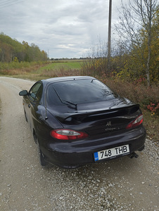 Vahetada Hyundai Coupe (3 foto / 9)