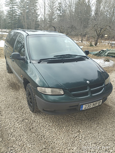 Chrysler grand Voyager vahetus (1 foto / 7)