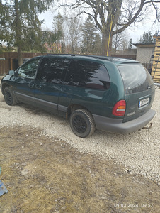 Chrysler grand Voyager vahetus (4 foto / 7)