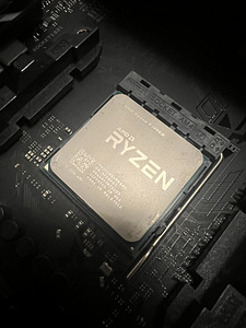 Ryzen 7 1700X protsessor, CPU 8 cores/8 threads (1 foto / 1)