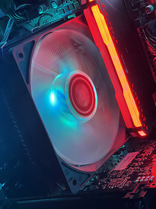 Võimas mänguriarvuti - i7-9700K / RTX 2070 / 16GB RAM (3 foto / 3)