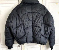 Женская зимняя куртка / размер М