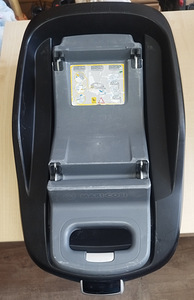 Turvahäll maxi-cosi + isofix (4 foto / 5)