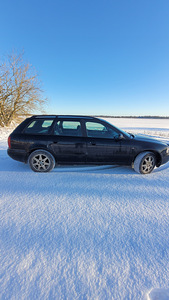 Audi a4 b5 (2 фото из 8)