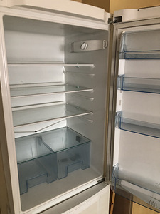 Продам холодильник Electrolux Intuition (2 фото из 4)